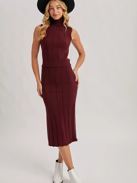 Sleeveless Mock Neck and Pencil Midi Skirt Sweater Set