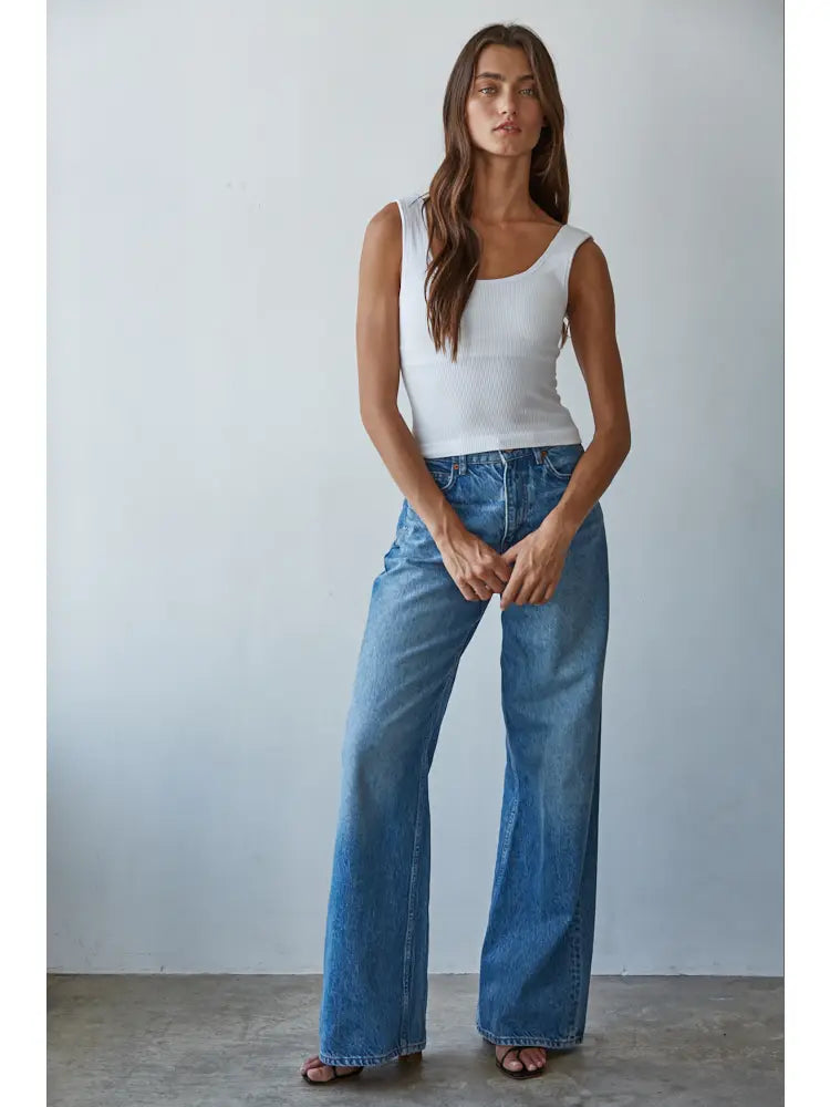 Seamless Scoop Neck Sleeveless Top