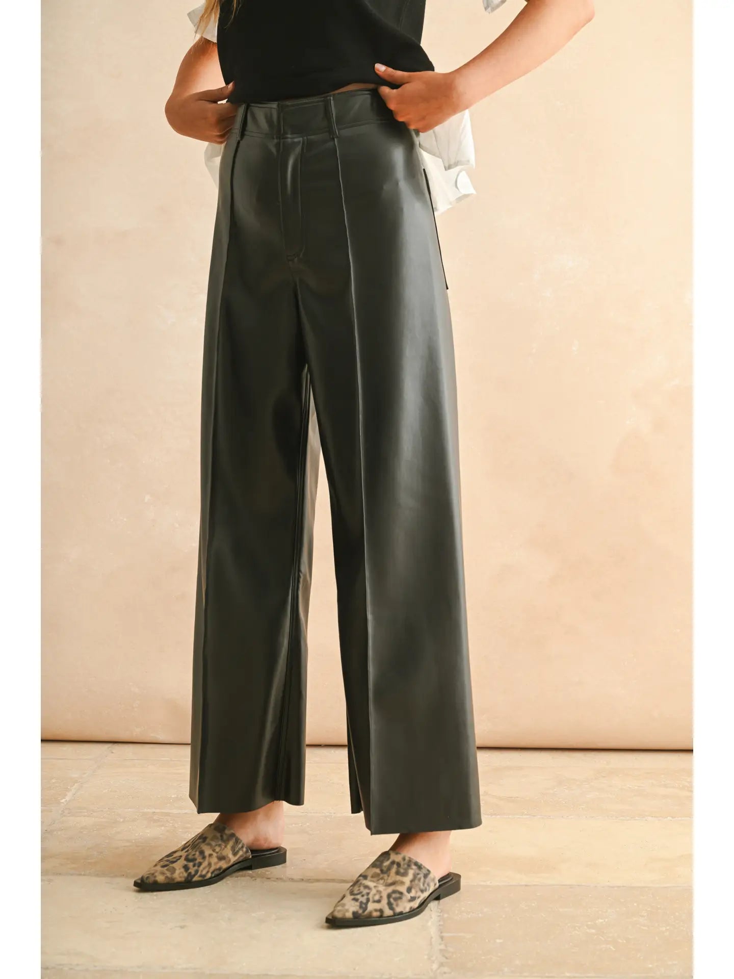 Pintuck Detail Front Pleater Wide Straight Pants