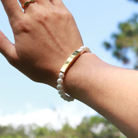 18K Gold Stainless Steel Pearl Engravable Stretch Curved Bar Bracelet