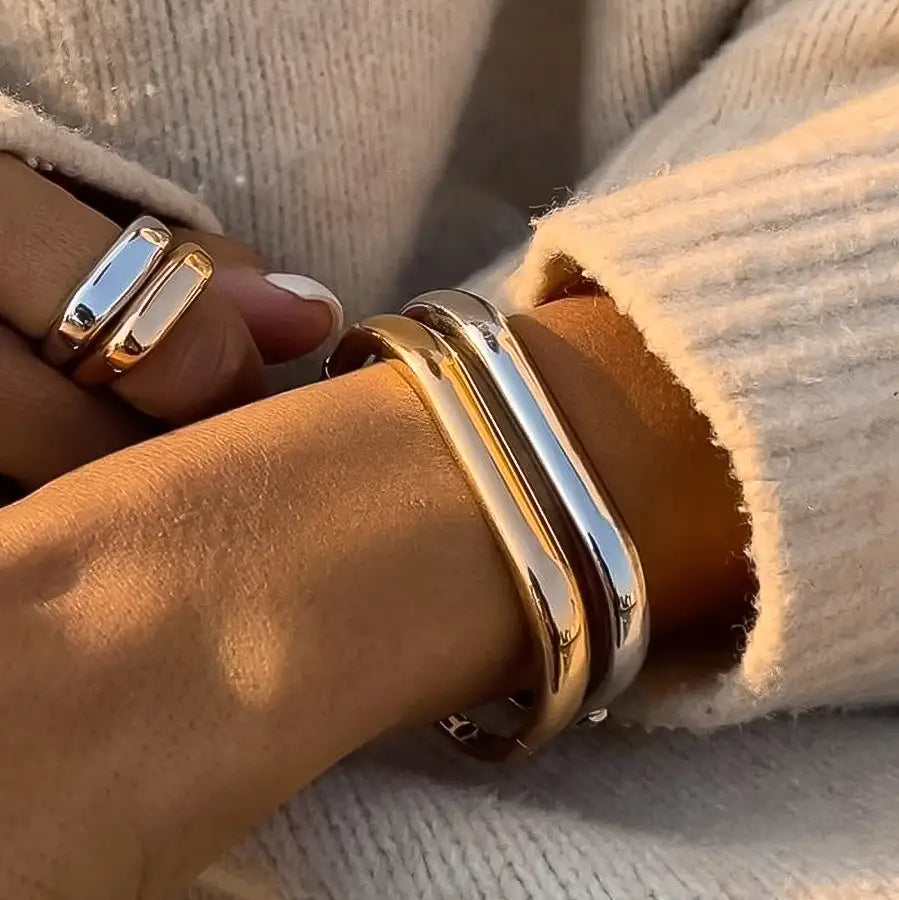 Renzi 18K Gold Non-Tarnish Classic Bangle