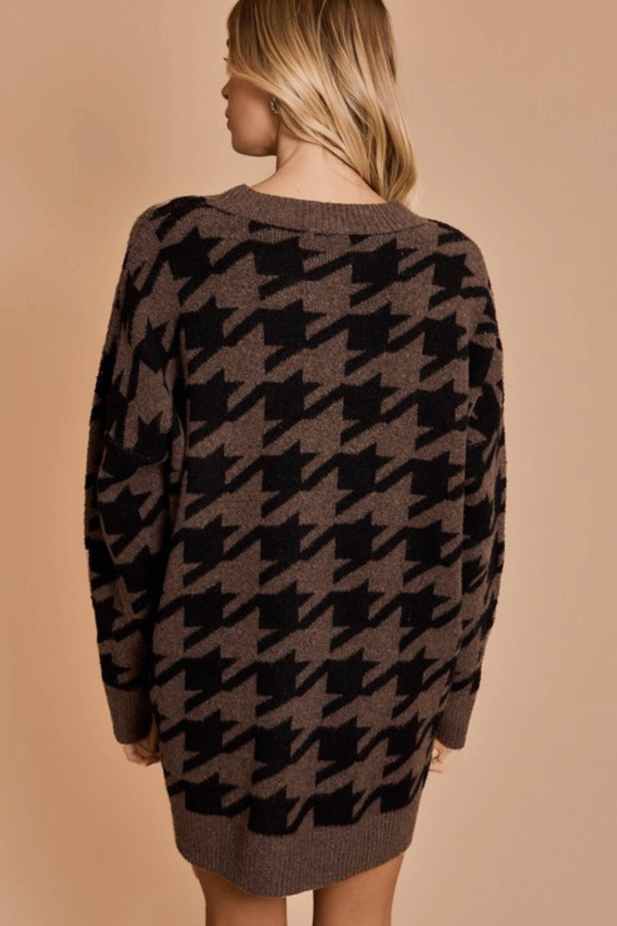 Oversized Houndstooth Print Sweater Dress