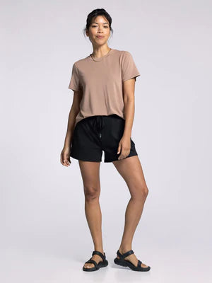 Nikkie Tee