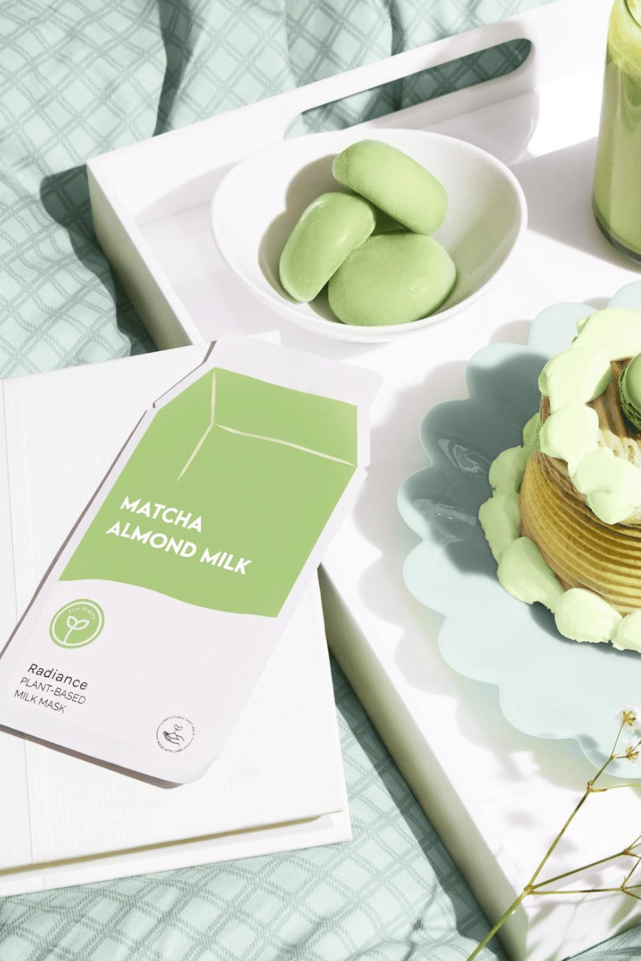 ESW Beauty Matcha Almond Milk Radiance Plant-Based Milk Sheet Mask