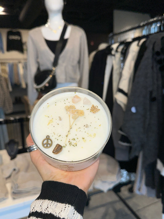 Stay Wild and Free ZIENA X Happy Elephant Candle