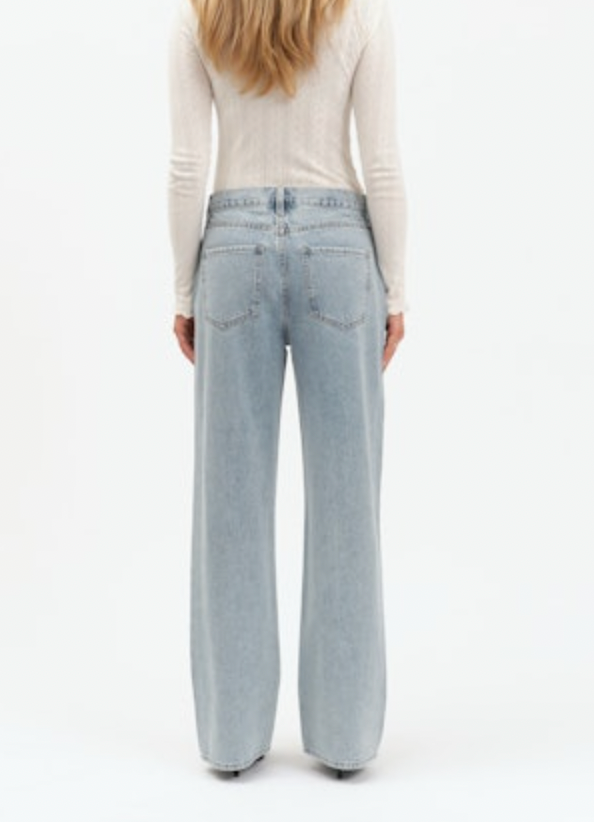 Slouch 90's Fit Jeans
