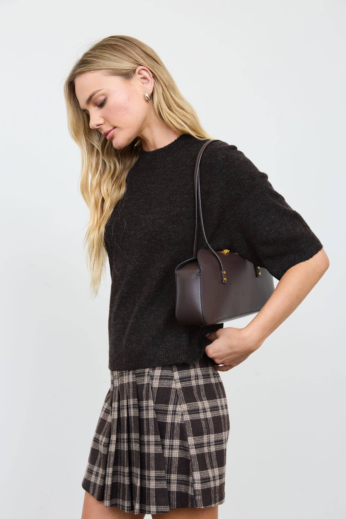 Crewneck Short Sleeve Rib Hem Pullover Sweater