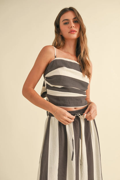 Wide Stripe Pattern Tied in Back Top