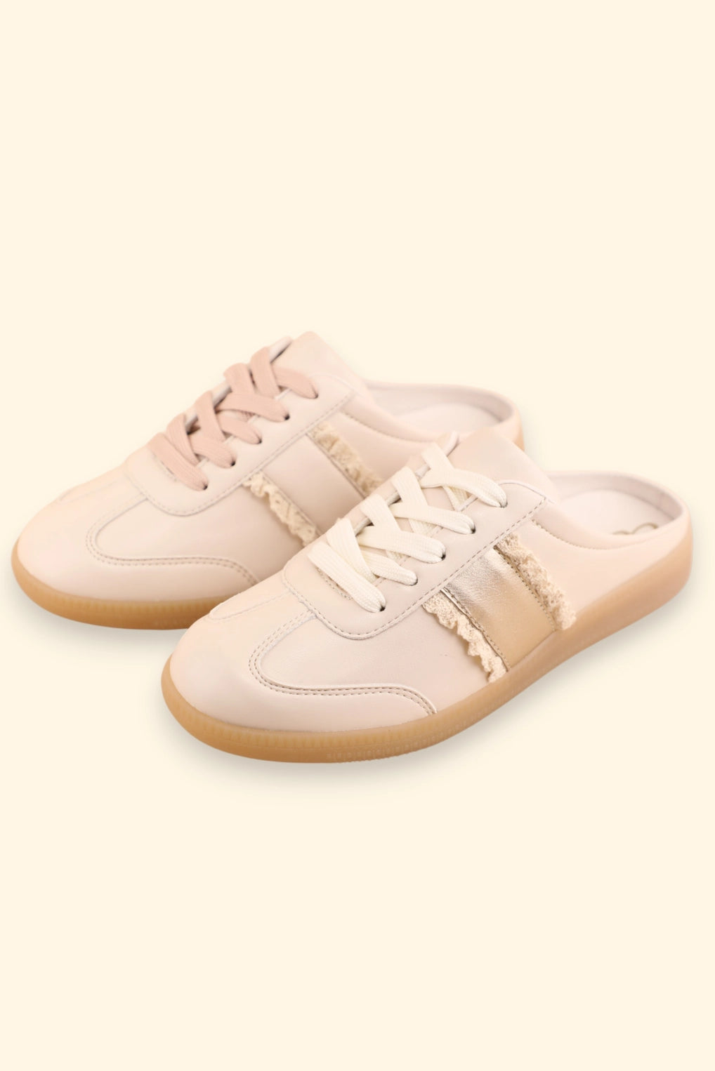 Oliver Lace Detailed Low-Top Slip On Mule Sneaker