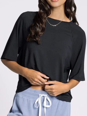 Hilda Tee