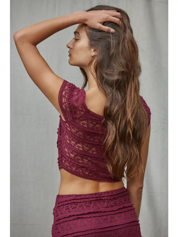 Knit Nylon Spandex Lace Cap Sleeve V Neck Crop Top