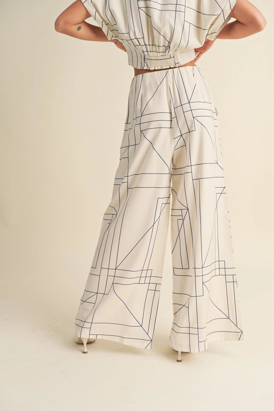 Multi Grid Pattern Wide Leg Pants