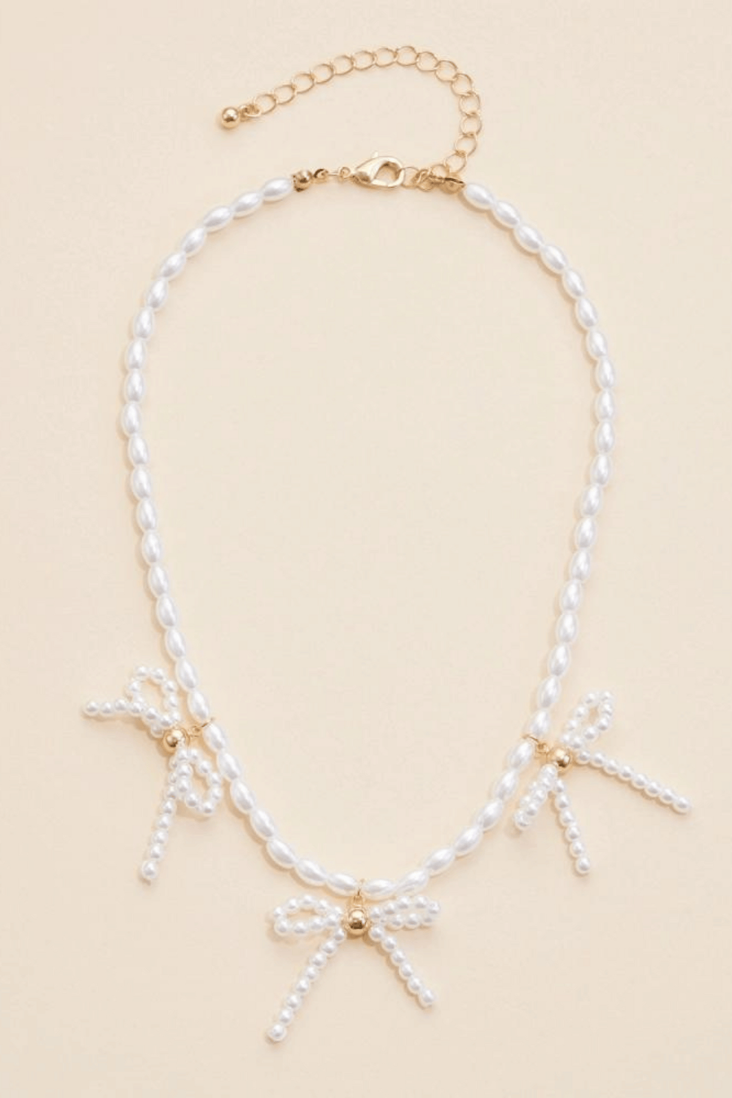 Pearl Beaded Bow Charms Necklace