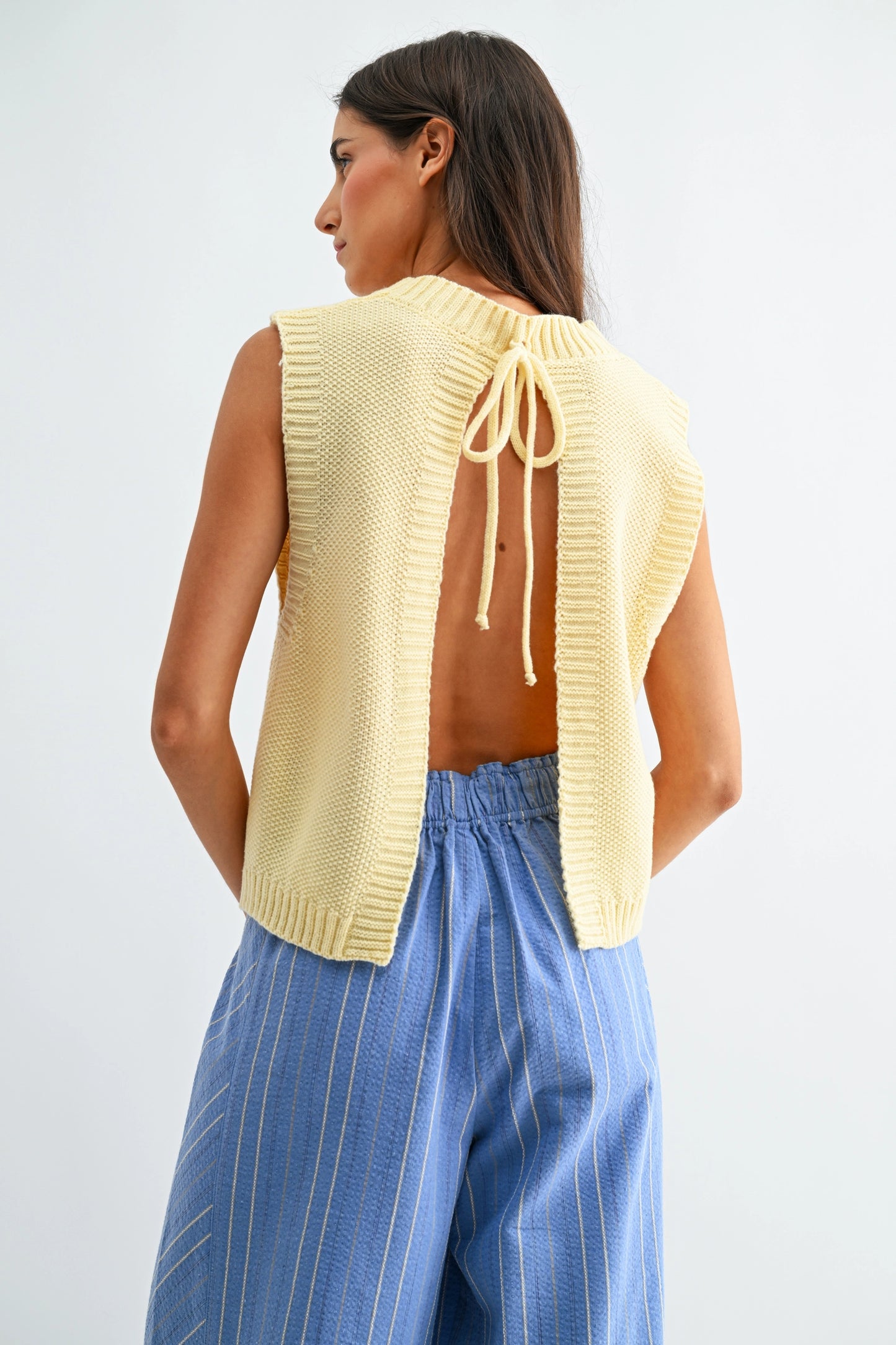 Open-Back Knitted Sleeveless Sweater Vest