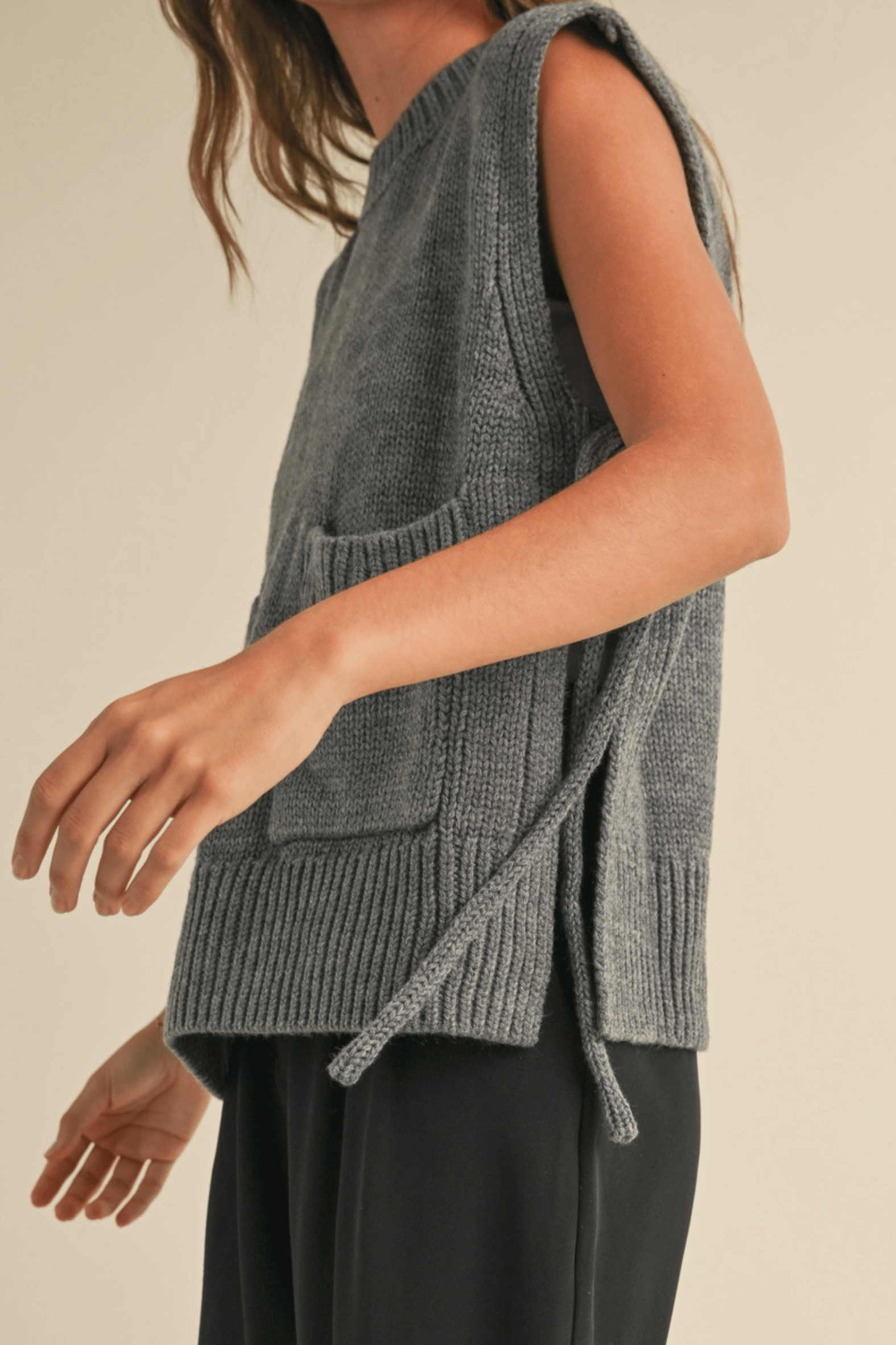 Sleeveless Pocket Detail Side Tie Sweater Vest