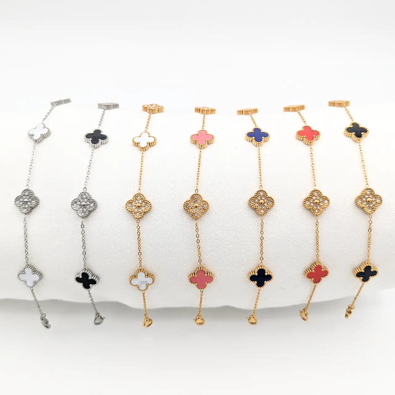 Clover Style Hat Chain