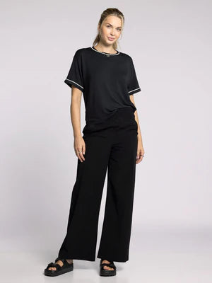 Anne Tee