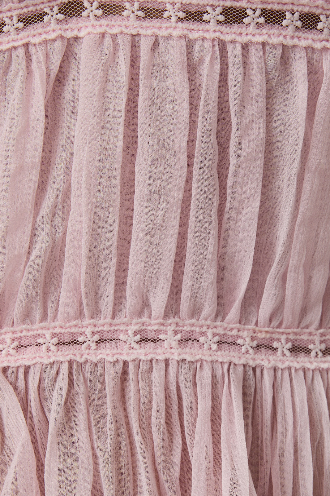 Lace Trim Detail V-Neck Sleeveless Top