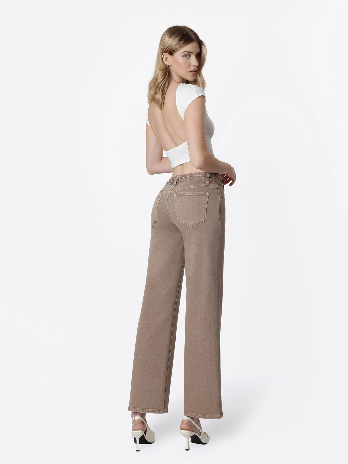 Low Rise Belted Wide Leg Jeans