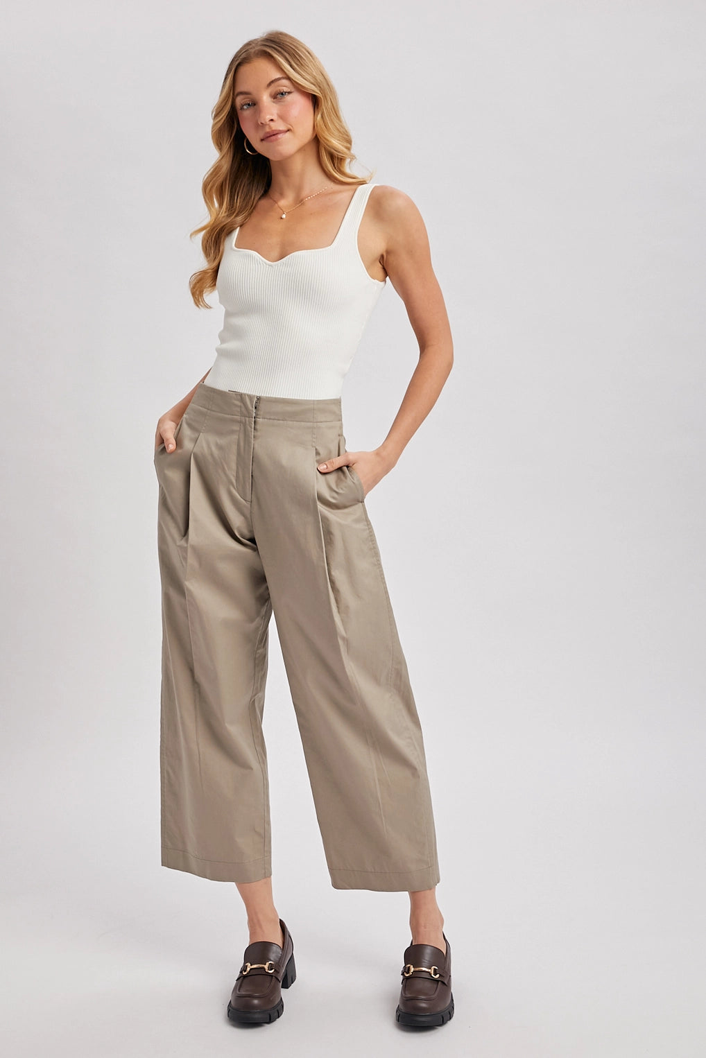 Ribbed Sweetheart Neck Tank Top
