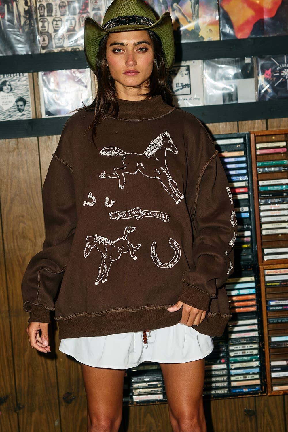 HORSE Graphic Reversible Mock-Neck Sweatshirt